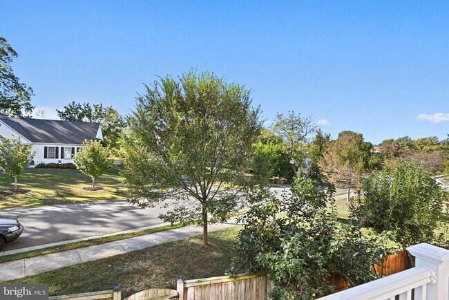 Building Photo - 203 Natural Terrace