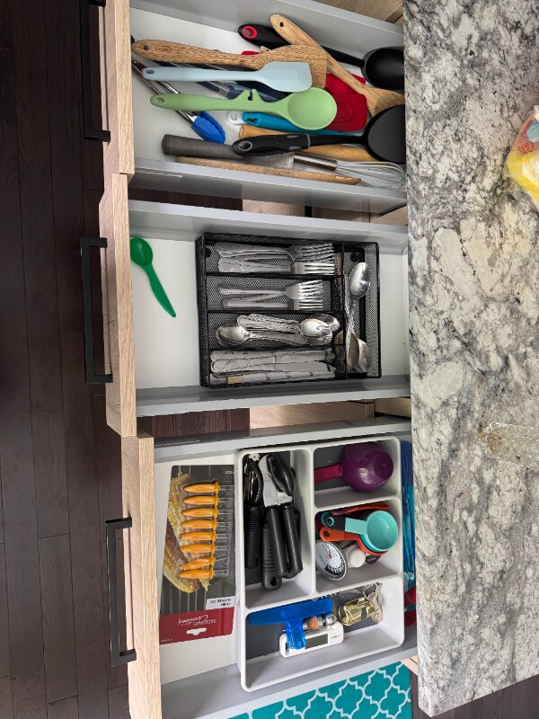 Building Photo - 3526 Lake St