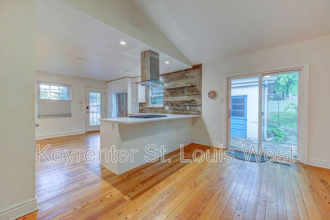 Building Photo - 10602 Tioga Ct