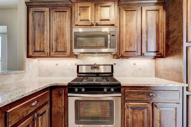 Building Photo - 8800 SW 55th St