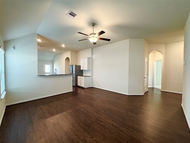 Building Photo - 9026 Beacon Mill Dr
