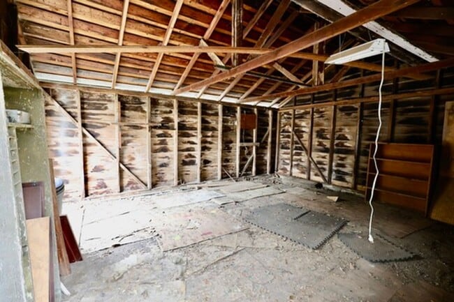 Building Photo - Available Now – Downtown Winters Bungalow