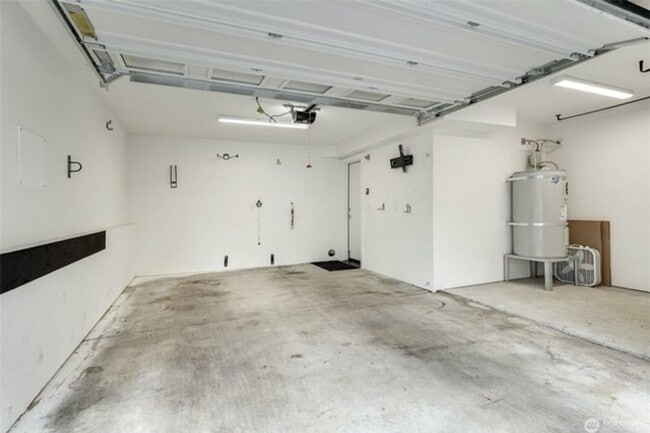 Building Photo - 4bd/2.75ba Seattle Townhome