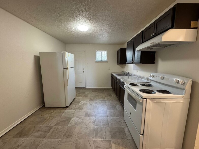 Building Photo - 715 N 20th St