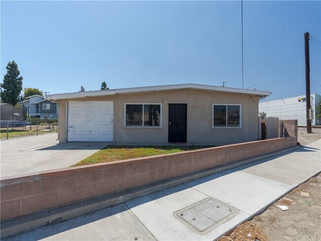 Building Photo - 9412 Nance Ave