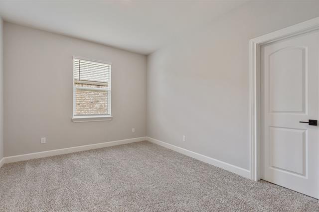 Building Photo - 2113 Atwood Dr