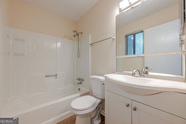 Building Photo - 3256 Brisbane Way