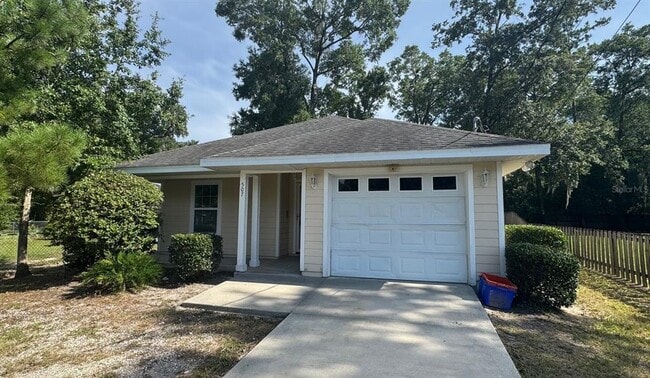 Building Photo - 507 NW 29th Ave