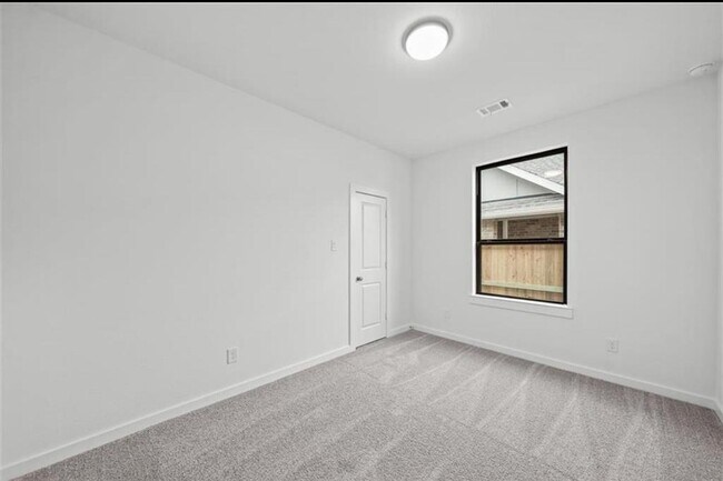 Building Photo - 4142 KINSEY ST