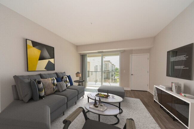 Building Photo - 18w070 Royce Blvd