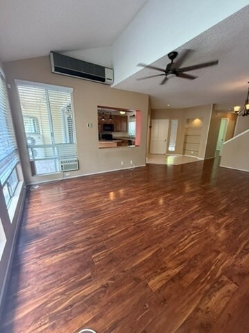 Building Photo - Spacious 3-Bedroom, 3-Bath Home in The Arbors