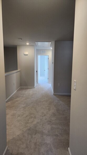 Building Photo - 2340 Chert Ln