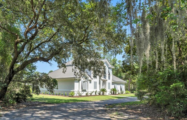 Primary Photo - 160 Grand Flora Way
