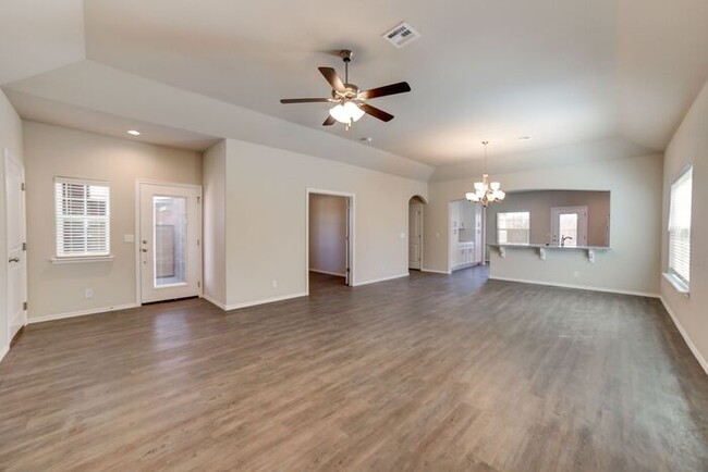 Building Photo - 3/2/2 Luxury Patio Home in Chestnut Creek!