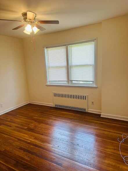 Building Photo - 75 Elm Ave