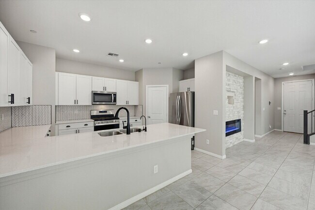Building Photo - Beautiful home in the desirable Inspirada community! Move in ready!
