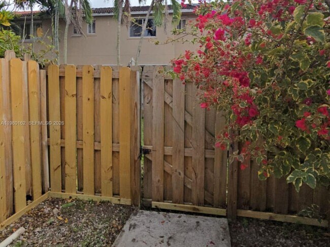 Building Photo - 13926 SW 175th Terrace