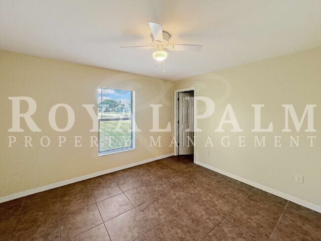 Building Photo - $500 Off | 3 Bed 2 Bath in Cape Coral — Curb Appeal. Fresh Style. Zero Hassle. Apply By February ...