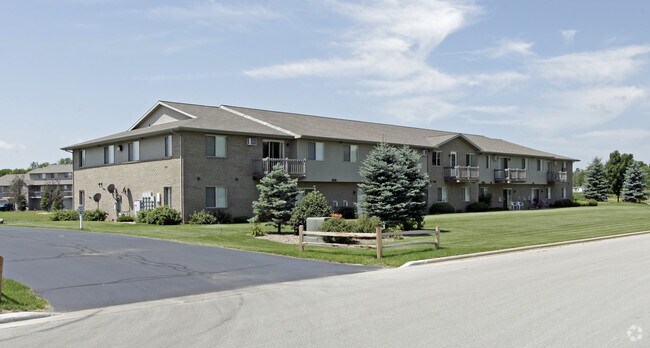 Primary Photo - Ravens Ridge Apartments