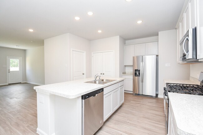 Building Photo - 16493 Moss Ln
