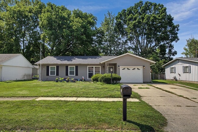 Building Photo - 2509 Sheridan Dr