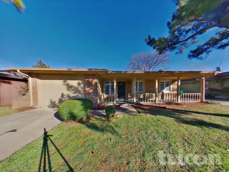 Building Photo - 5536 Dunson Dr
