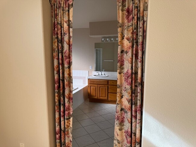 Building Photo - 212 Montevideo Cir