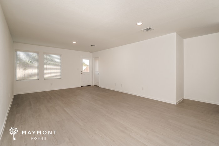 Building Photo - 606 Layne Overlook