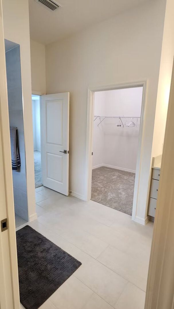 Building Photo - M2650 Quelly (VS-10/%)