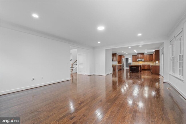 Building Photo - 8901 Hargrove Ct