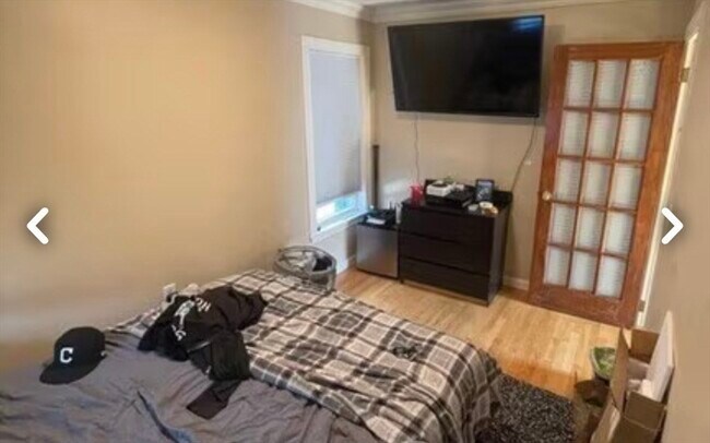 Building Photo - 143 W 8th St