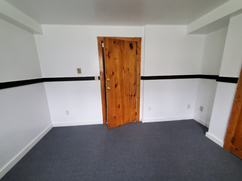 Building Photo - 70 Market St