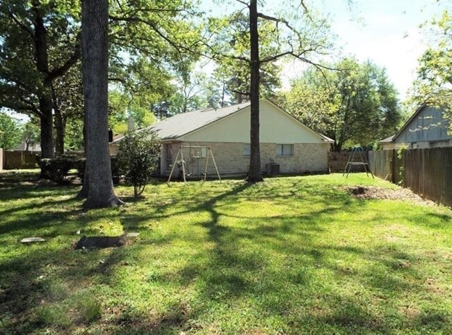 Building Photo - 5802 Sackville Cl