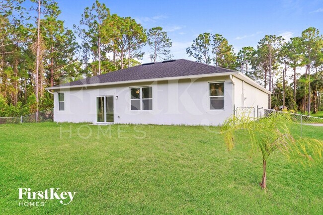 Building Photo - 121 Dailey St SE