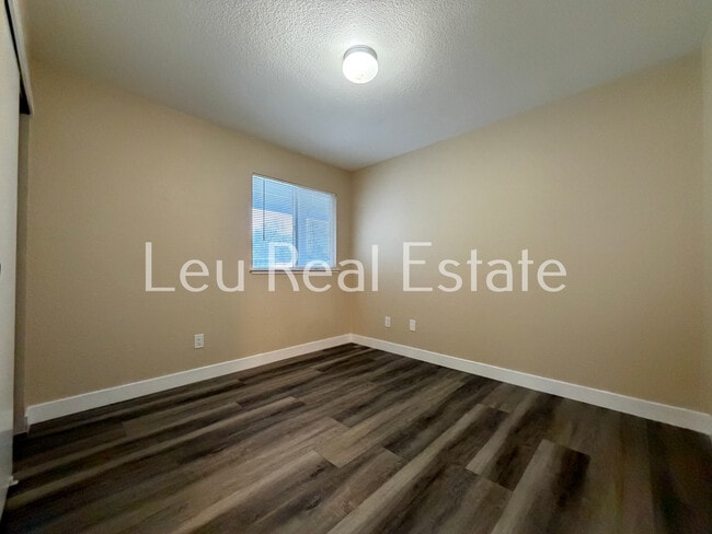 Building Photo - 7628 N Colony Wy