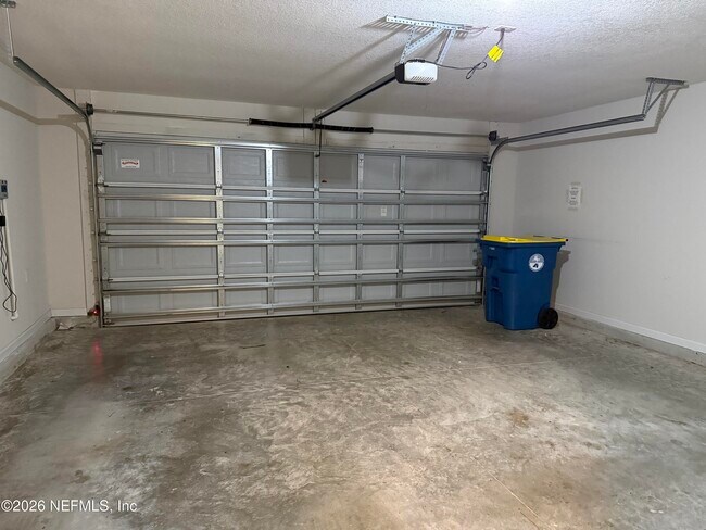 Building Photo - 12191 Rouen Cove Dr