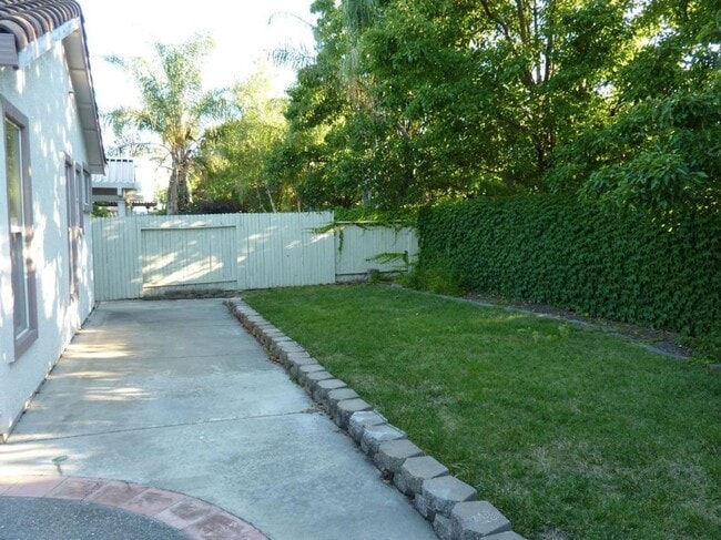 Building Photo - Natomas Park One Story - Del Paso & Gateway Park North Natomas