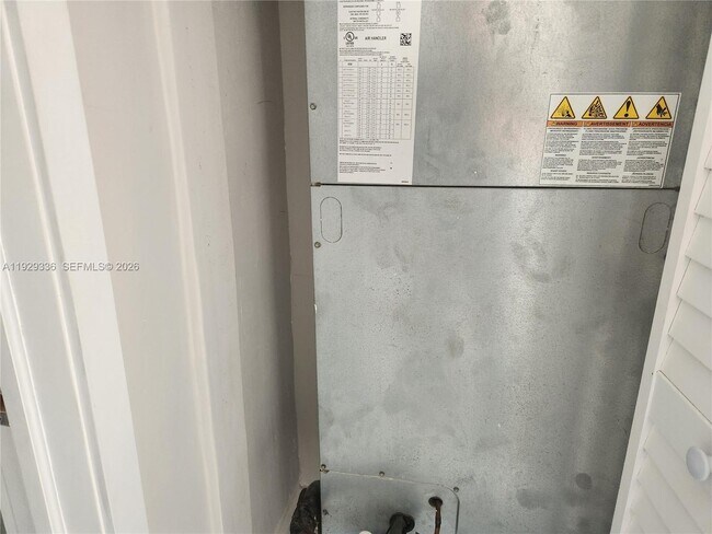 Building Photo - 342 E 46th St