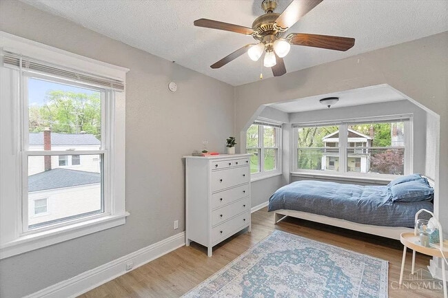 Bedroom - 2014 Highland Ave