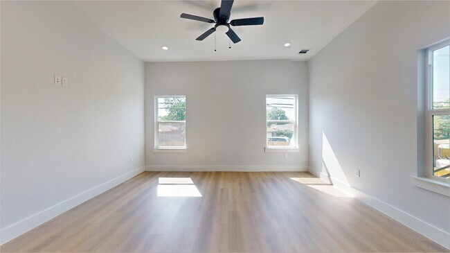 Building Photo - 12262 Kirkgard Dr