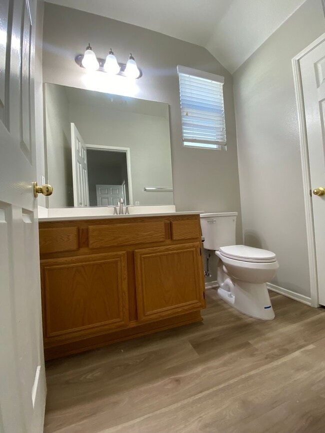 Building Photo - Cute & Clean Murrieta 3 Bedroom Home!