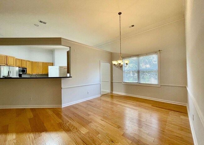 Building Photo - Available June 10th. Beautiful 3 BR/2 BA Home in Seaside Farms!