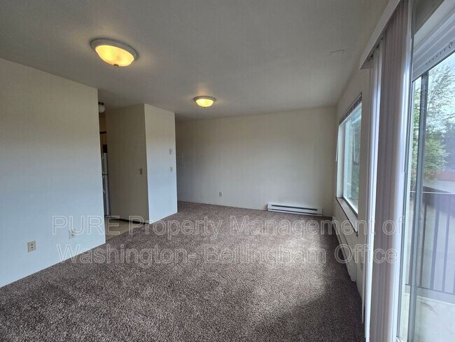 Building Photo - 1252 Nevada St