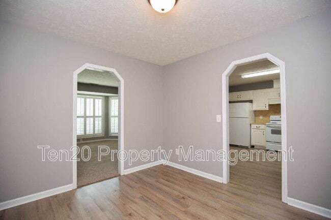 Building Photo - 5015 Hidden Hills Ct