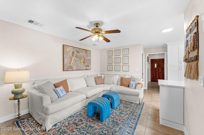 Building Photo - 509 W Amherst Cir