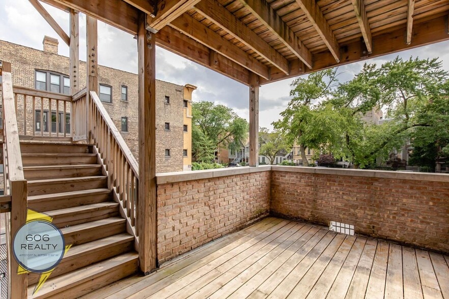 Building Photo - 649 W Deming Pl