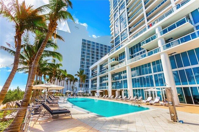 Building Photo - 6799 Collins Ave