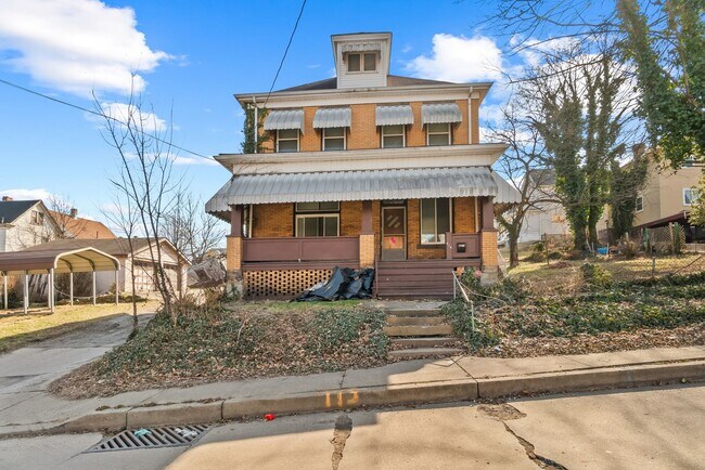 Building Photo - 416 First St_BT