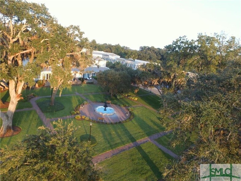 Building Photo - 49 Thatcher Ln