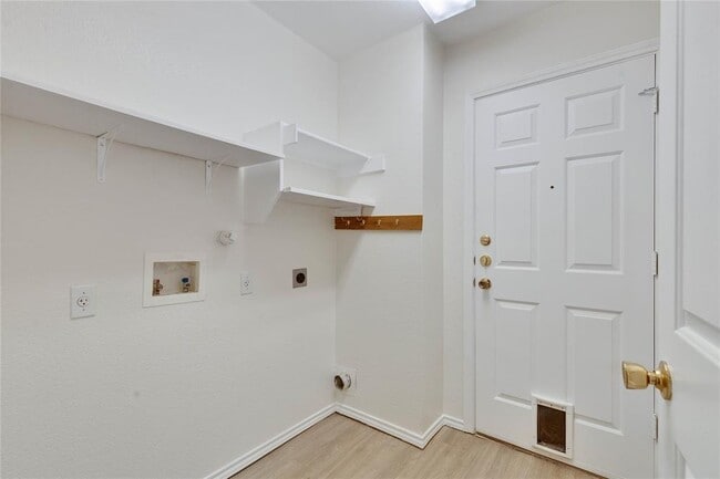 Building Photo - 10932 Mint Julep Dr